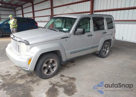 2008 Jeep Liberty Sport z USA, uszkodzony, nr VIN 1J8GN28K38W123553